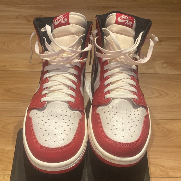 Jordan 1 Lost and found - Size 12 - Used - Picture 3 of 8